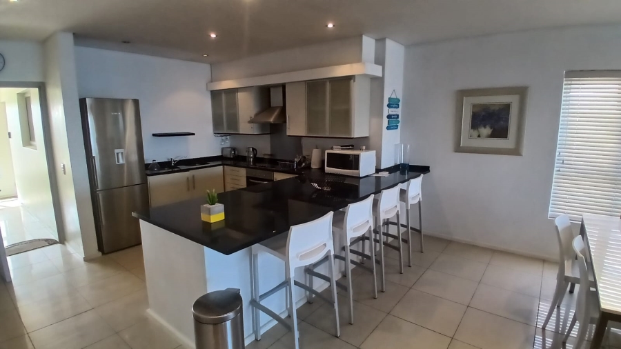 To Let 3 Bedroom Property for Rent in Strand South Western Cape